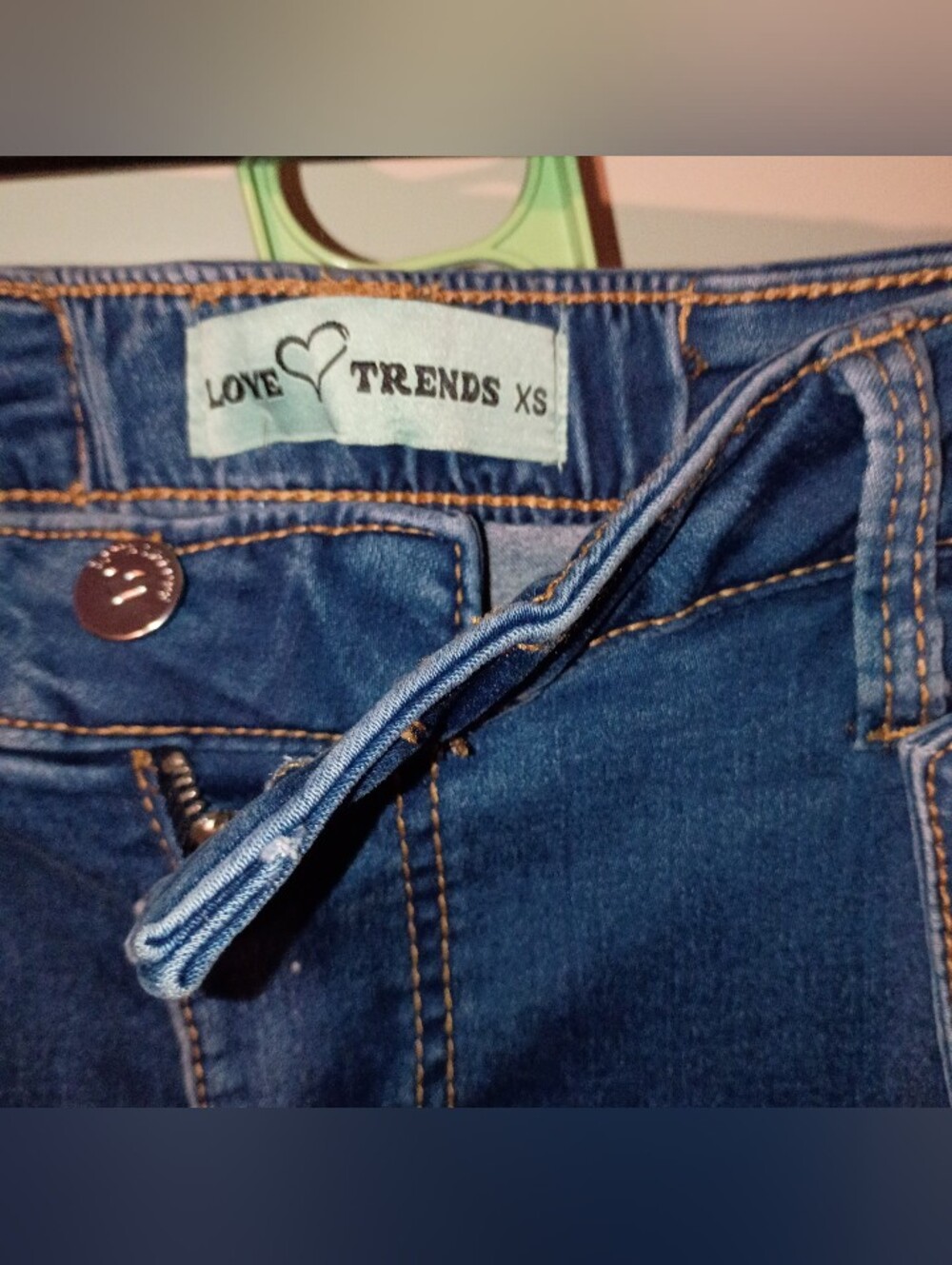 Women's Dark Blue Jeans - XS